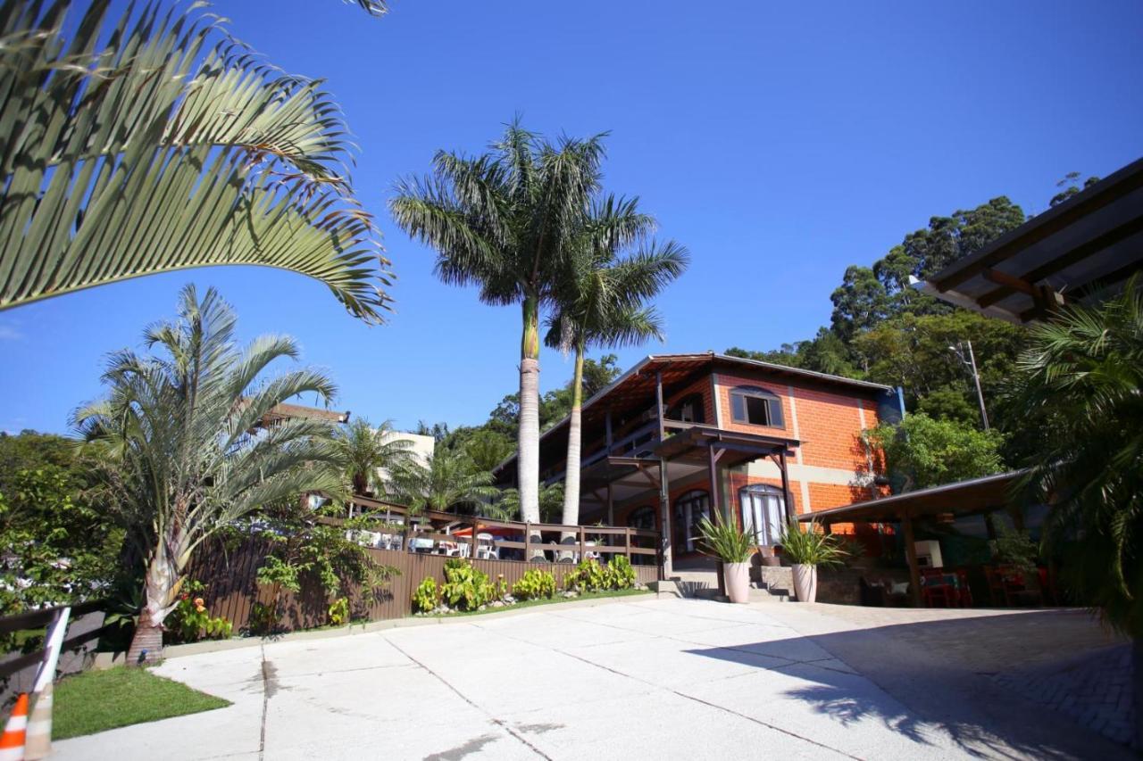 Pousada Magnus Balneario Camboriu Exterior photo